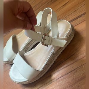 Platform sandals